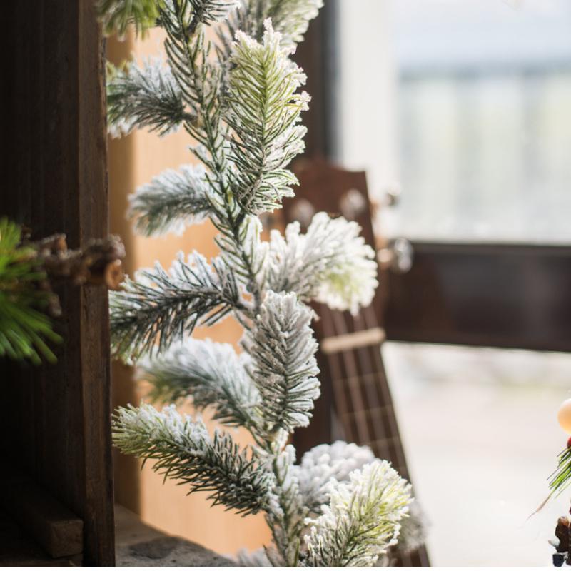 Christmas Artificial PE Hanging Rattan Decorative Cedar Garland with LED Light Garland for Mantel Fireplace Tablecloth