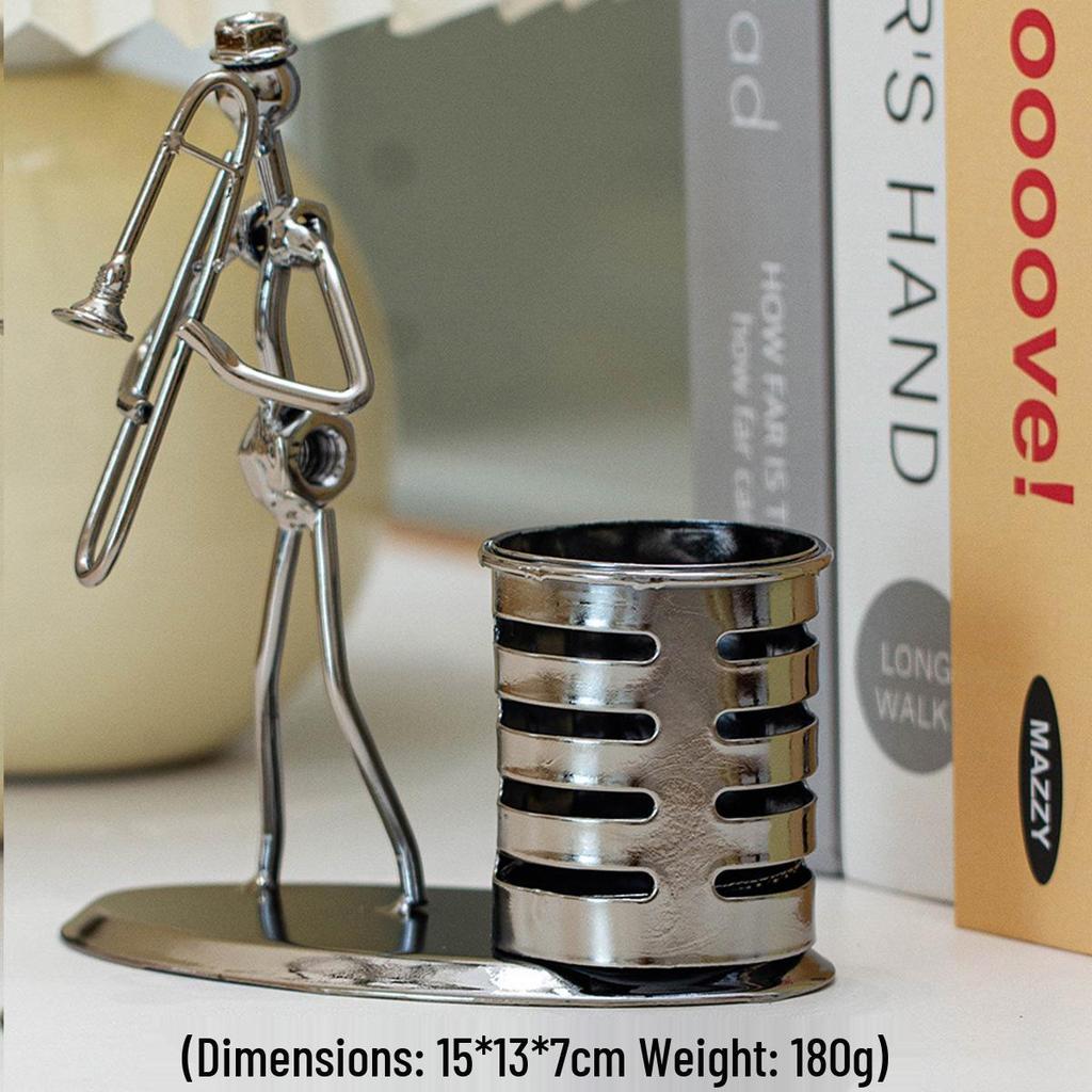 Band Little Iron Man Wrought Iron Figurine for Home Decor and Wine Cabinet Decoration