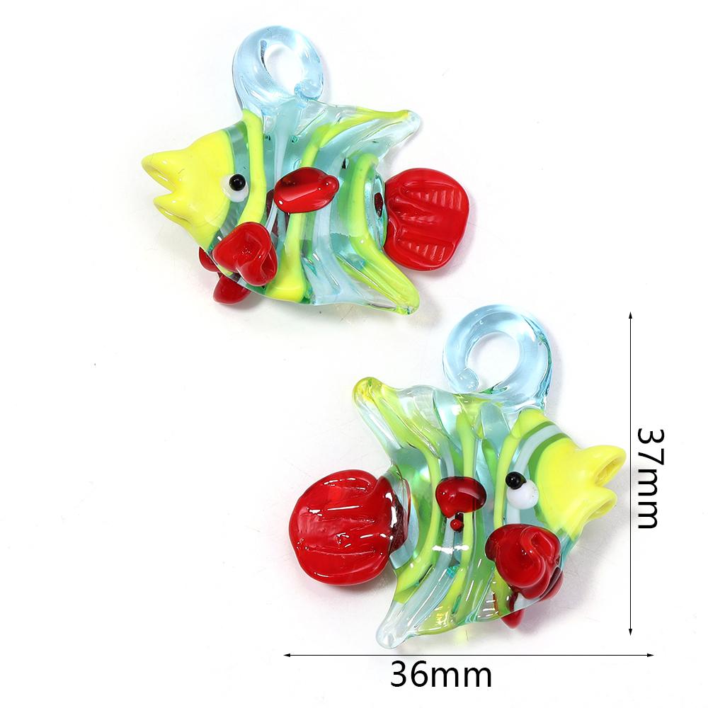 2pcs/Lot 3D Tropical Fish Animal Lampwork Charms For Jewelry Making Tiny Statue Ornaments Aquarium Decor DIY Necklace Pendant