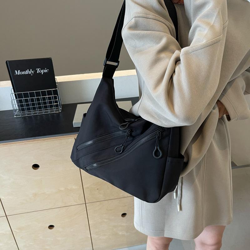 High Value Large Capacity Shoulder Bag Fashion Casual Women's Bag 2025 New Messenger Bag