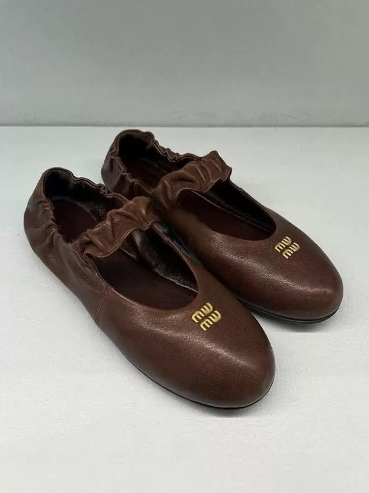 

Inner height increase Small man velvet Birken shoes Women s shoes 2025 autumn and winter warm wool cotton shoes Boken shoes single shoes 40 коричневий