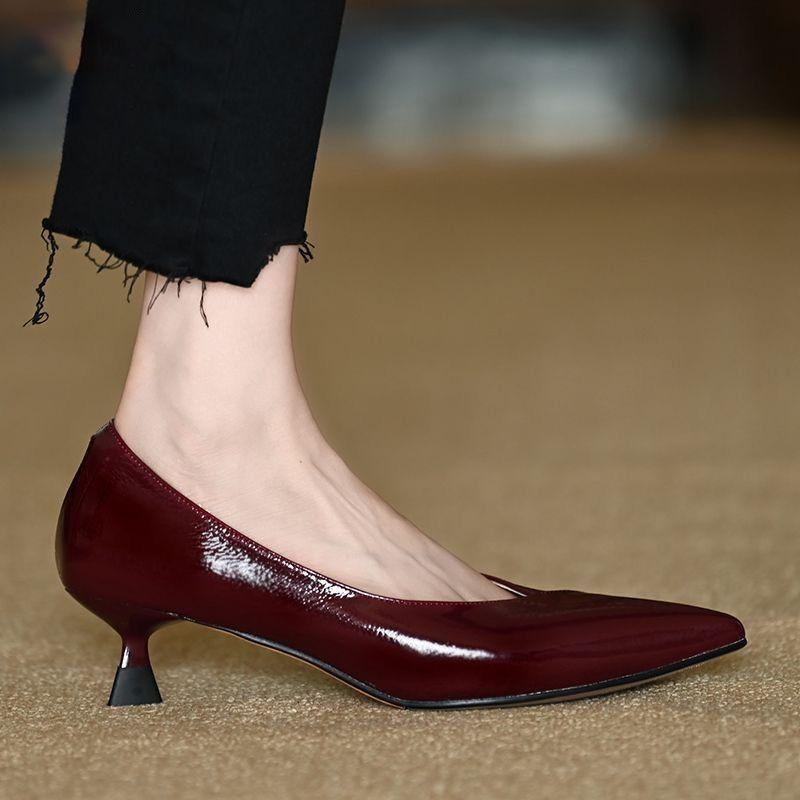 French temperament pointed head shallow mouth versatile single shoes 2025 spring and summer new fashion commuting comfortable thin heel single shoes
