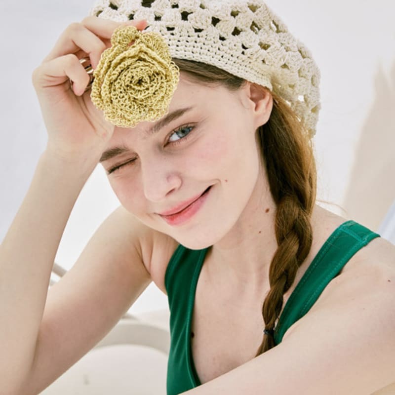 Slowslowly No.231 / Fruits Crochet Beret _ Cream