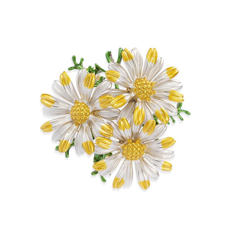 Japanese & Korean Creative Daisy Brooch - Exquisite Enamel Pin for Women, Versatile Suit Accessory