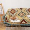 Geometrische Sofa-Überwurfdecke im Ethno-Stil