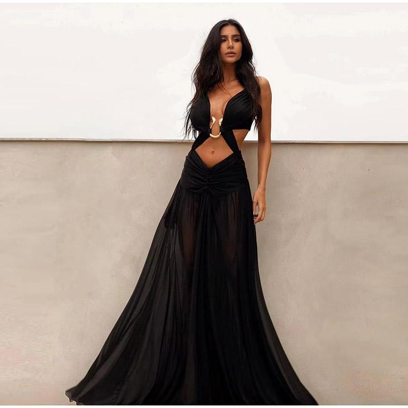 Sexy Hollow Out Long Dresses for Women Pleated V Neck Halter Sleeveless Backless Female Dress Fashion Solid Color A-Line Lady Dresses