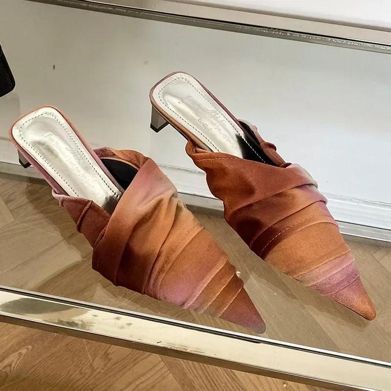 

Модные атласные женские шлепанцы с перекрестными ремешками, сексуальные с острым носком, на высоком каблуке, сандалии-слайды, летние удобные формованные мюли на высоком каблуке, туфли-лодочки 39 коричневый