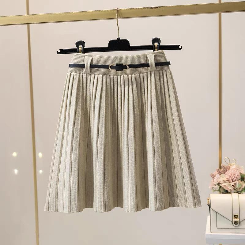 Autumn and Winter Women's Knitted Short Skirt with Elastic Belt Fashionable A-line Skirt Loose Short Skirt for Women