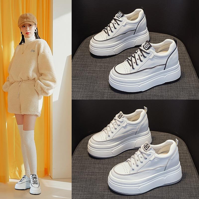 

Повседневная обувь на платформе. Женские универсальные кроссовки. Осенние новые легкие белые туфли с круглым носком. Женская обувь небольшого размера с стелькой, увеличивающей рост.