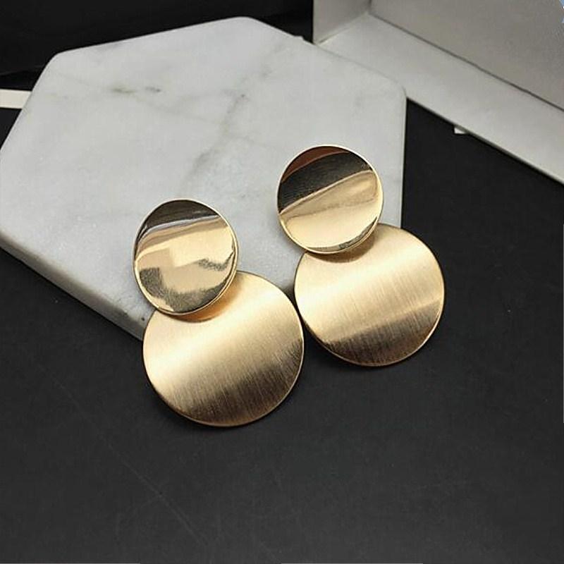 

Vintage European Metal Sequins Round Earrings for Women Golden Color Geometric Punk Statement Drop Earrings Zircon Gift