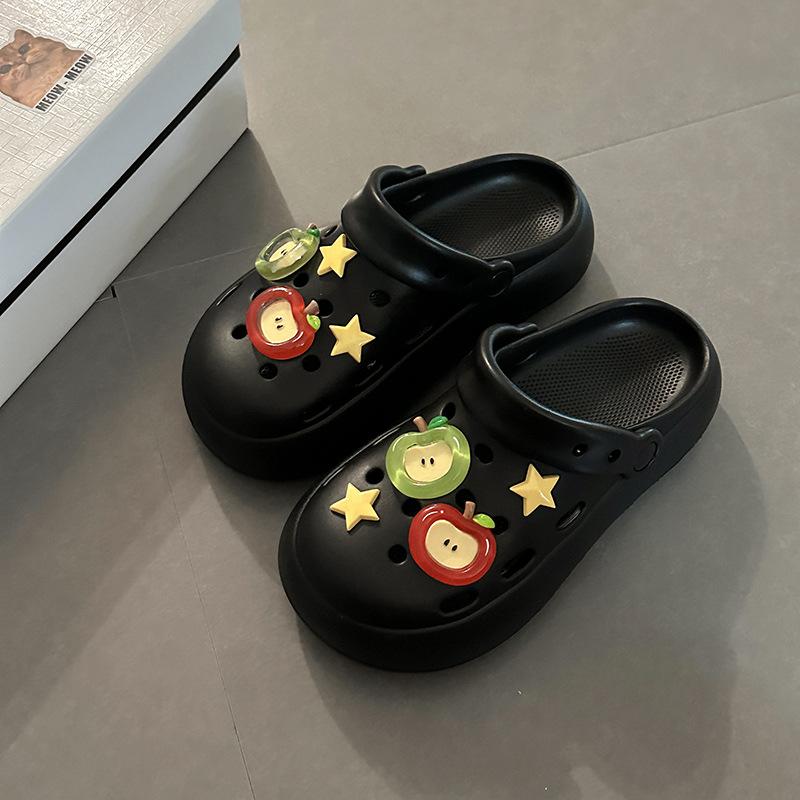 Cute and comfortable apple star hole shoes women's summer new fashion versatile bag head slippers