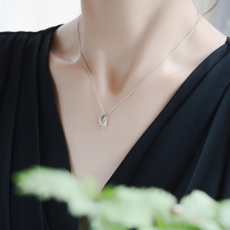 Sweet Moon Kitten Silver Necklace - Short Chain for Women, Korean Fashion Jewelry