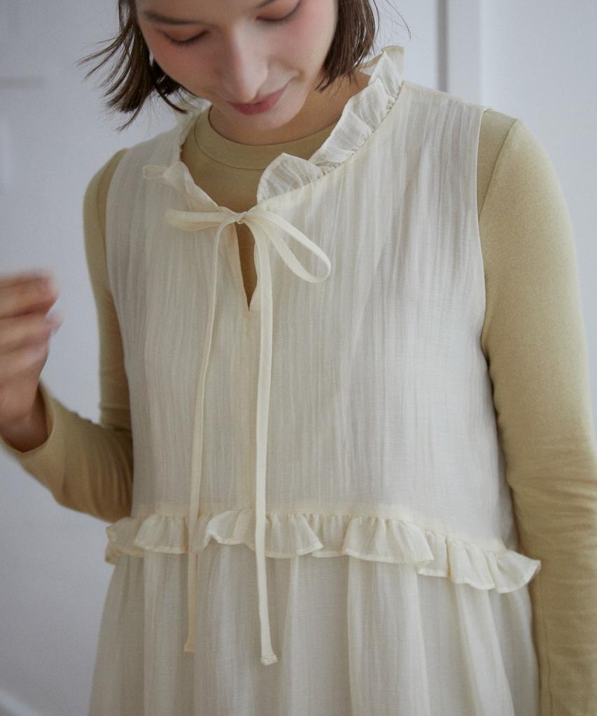 Wioi Shallot Ruffle Sleeveless Dress_Beige