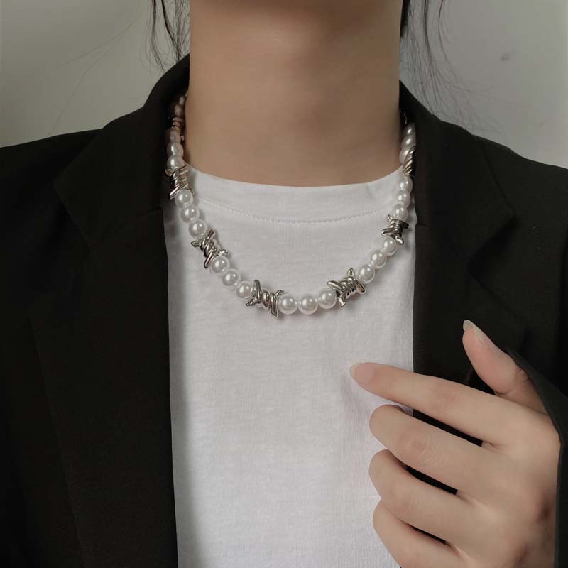 Punk Imitation Pearl Thorns Chain Necklace For Men Women Hip Hop Gothic Metal Barbed Wire Little Thorn Necklace Jewelry Gifts