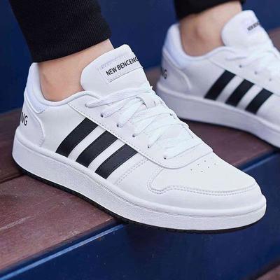 Men's Shoes Spring New Lightweight Sneaker Casual Board Shoes Men's White Shoes Student Versatile Korean Fashion Shoes