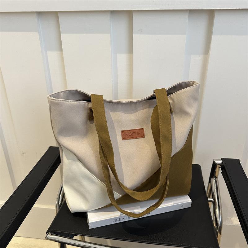 New Niche Design Color Block Large Capacity Student Commuting Tote Bag Fashionable Contrasting Color Single-shoulder Women's Bag