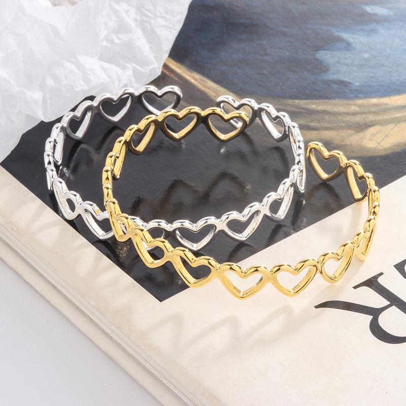 New Fashion Heart-to-Heart Bracelets 925 Sterling Silver Jewelry Hollow Love Simple Personality Heart Opening Bangles TYB109