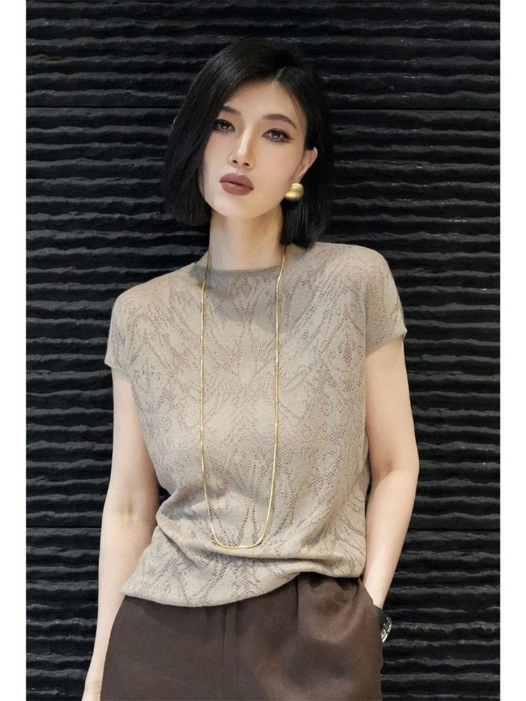 Summer New Niche Design Unique and Chic Age-reducing Coffee Color Right Shoulder Knitted Short-sleeved T-shirt Top
