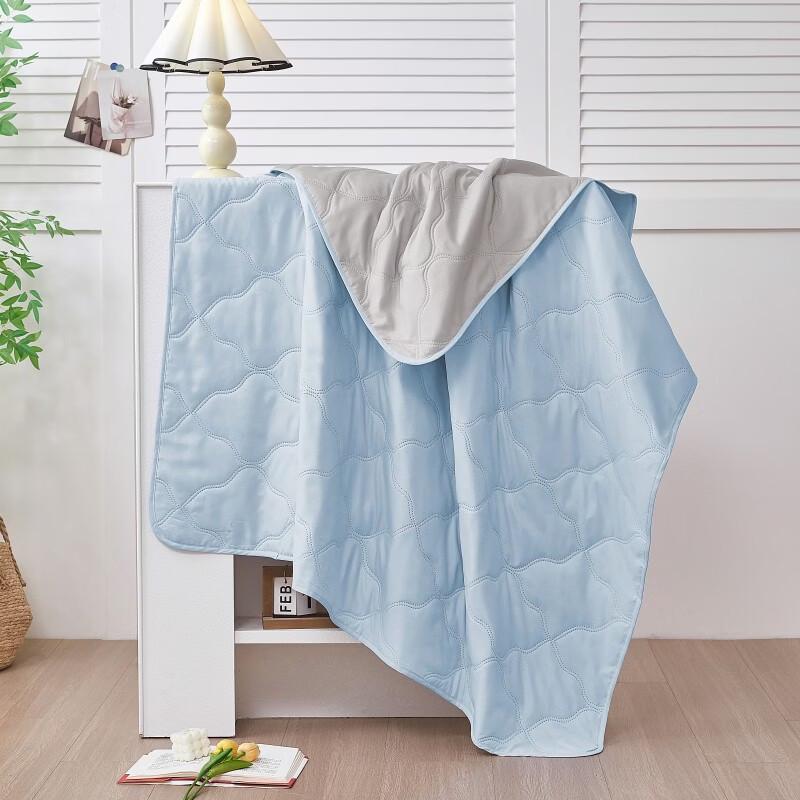 Mengjie Antibacterial Summer Quilt