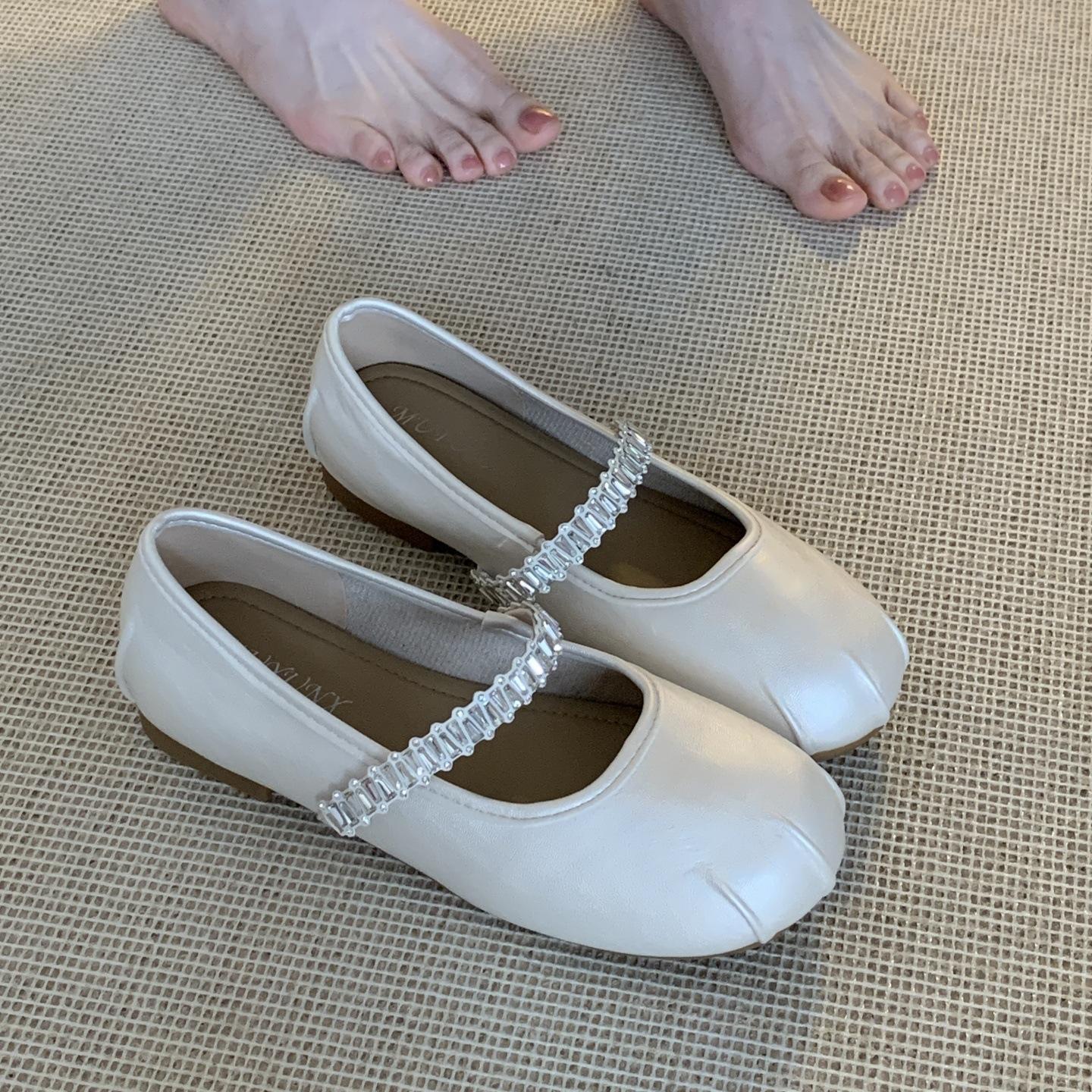 

2025 summer new soft-soled ballet shoes pearl flat-soled word with Mary Jane versatile fashion shoes women 40 бежевый