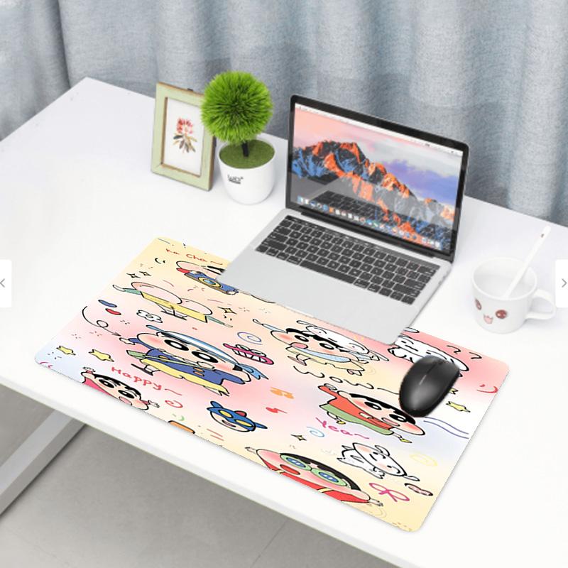 Crayon Shin Baskılı Mouse Pad, Kaymaz Masaüstü klavye Matı, PC Dizüstü Oyun Çalışma Günlük Kullanım için, Havalı Festival Sürpriz Hediye