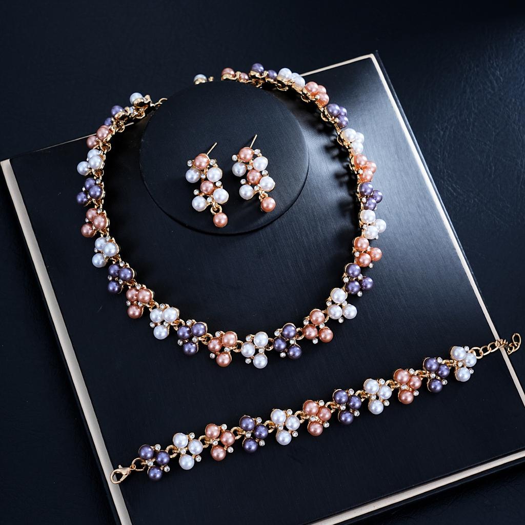 European and American Fashion Light Luxury Necklace Earrings Two-piece Set Bridal Wedding Accessories Dress Set Female 2026