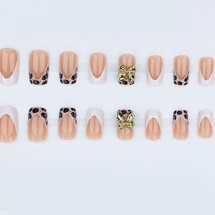 Reusable Press On Nail With Leopard Print 3D Bows Design Hypoallergenics ABS Material Instants Manicure Solution For Busy Women