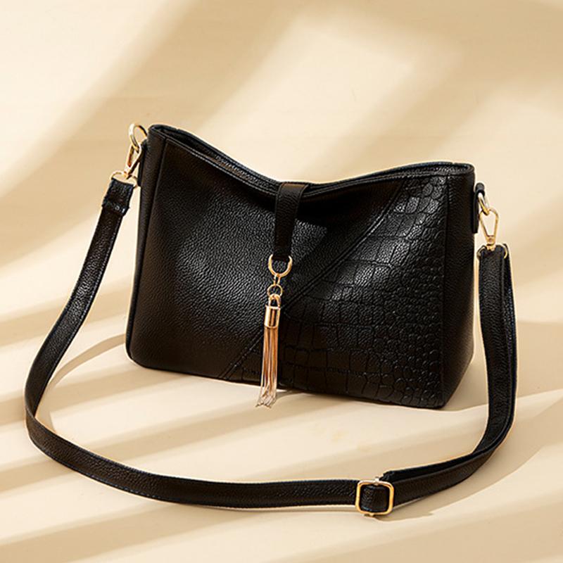 

Women Simple Brand Design Large Capacity Crossbody Bags Fashion PU Solid Color Shoulder Messenger Bag MIT 27x11x19cm чёрный