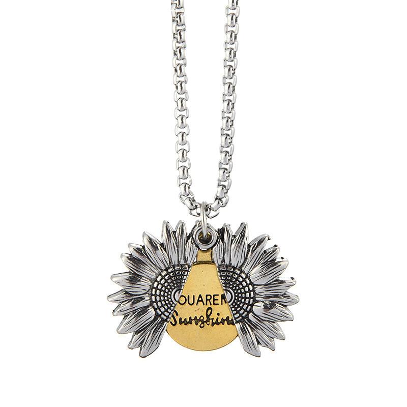 Unique Sunflower Design Necklace With Alloy Charm Perfect For Casual Streetwear