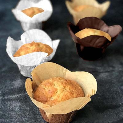 100 ks Papírové košíčky na muffiny ve stylu lotosu Pečicí košíčky Lotosové košíčky na muffiny Papírové košíčky Odolné proti oleji Obal na dort Pečicí potřeby Cukrářské nářadí
