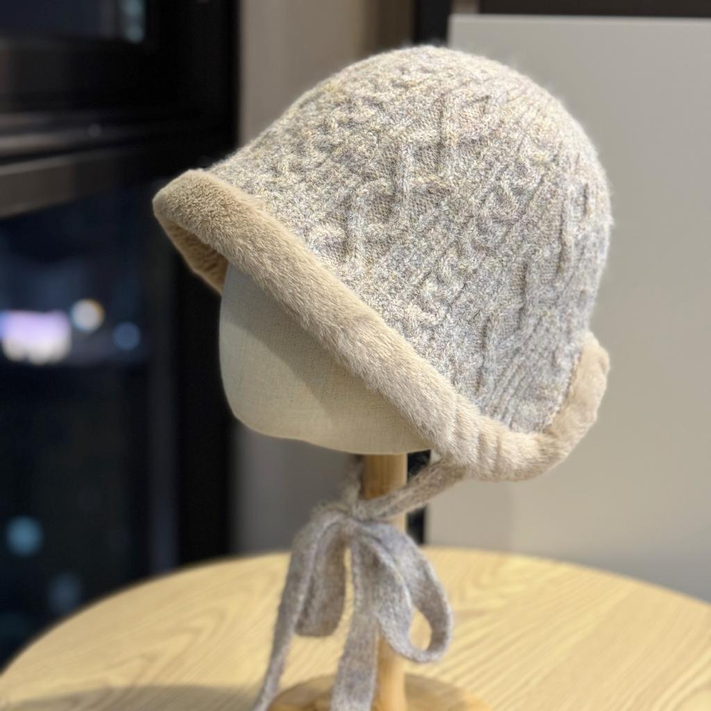 New Autumn and Winter Knitted Strap Fur Edged Basin Hat Foldable Outdoor Warm and Versatile Fisherman Hat for Women with Small Face