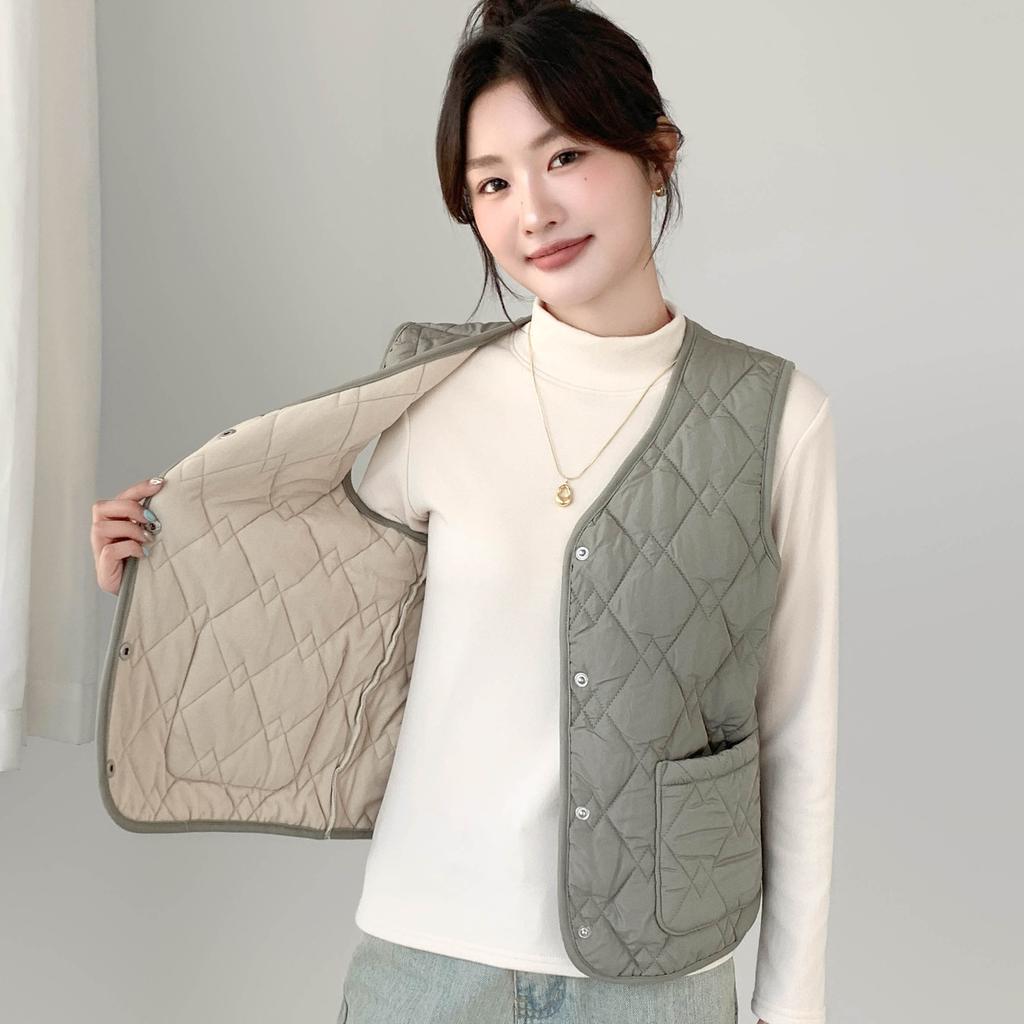 Stylish Vest H117 with Pockets Vest Women's Fall and Winter Padded Warm Undershirt Outside The Casual Sports Within The Short Section of The Shoulders