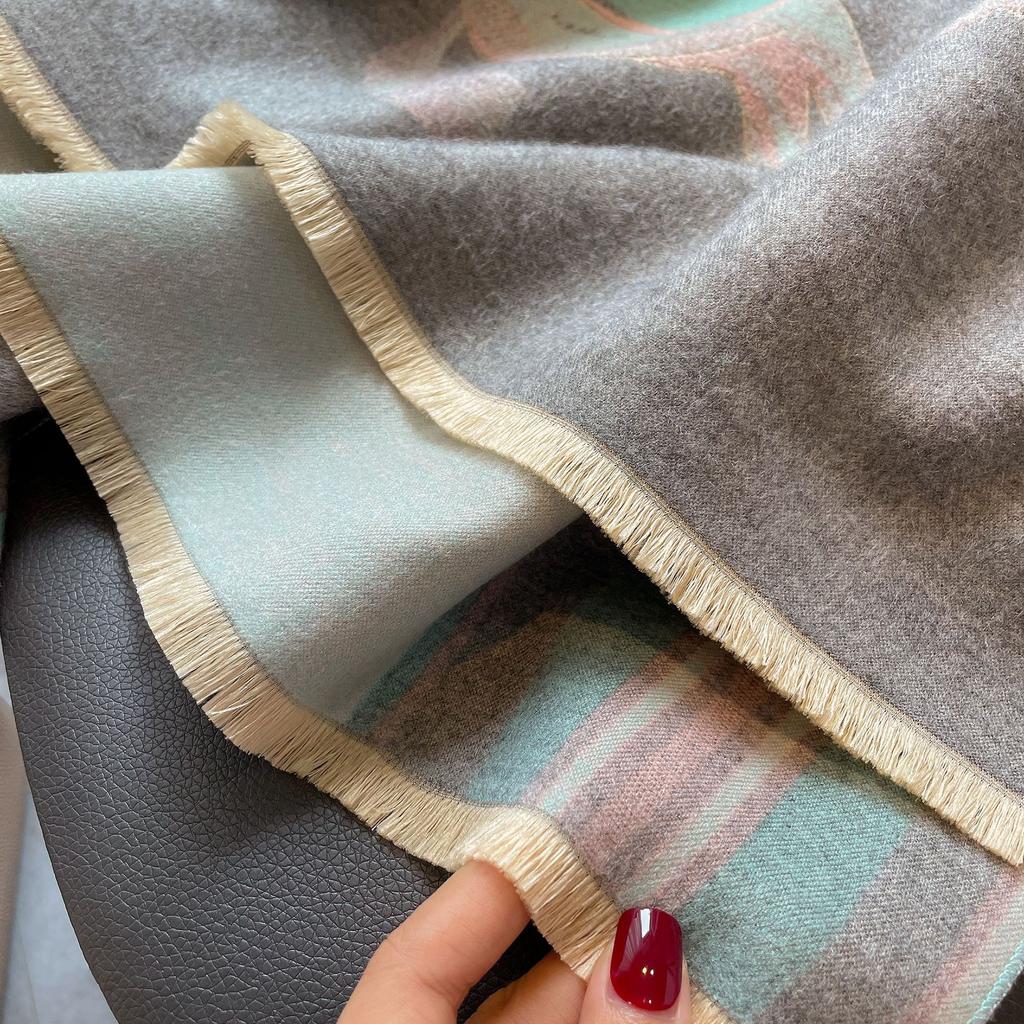 Warm Scarf Imitation Cashmere Women Thickened Decorative Shawl Retro Horse Fringed Blanket Silk Scarf Retro Style