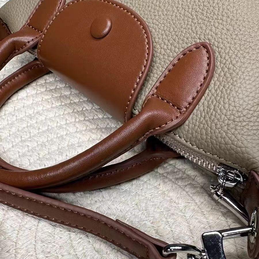 IELGY Women's Casual Fashion Retro Classic Shoulder Messenger Bag, Japanese and Korean Dumpling Bag
