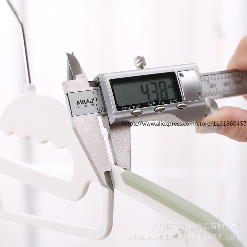 Multi-Functional Plastic Clothes Hangers for Home Non-Slip No-Trace Coat Hangers Bulk-Pack Clothing Hooks for Drying Hanging