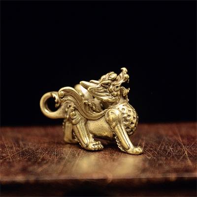 Mini Keychain Ornament Eye-catching Charming Fengshui Statue Animal Key Charm