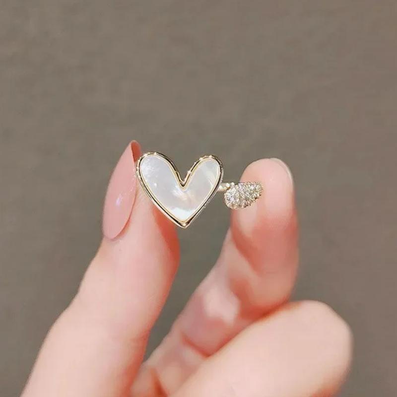 Adjustable Opening Heart Ring for Women Vintage Zircon Pearl Butterfly Finger Rings Female Wedding Party Luxury Jewelry Gifts