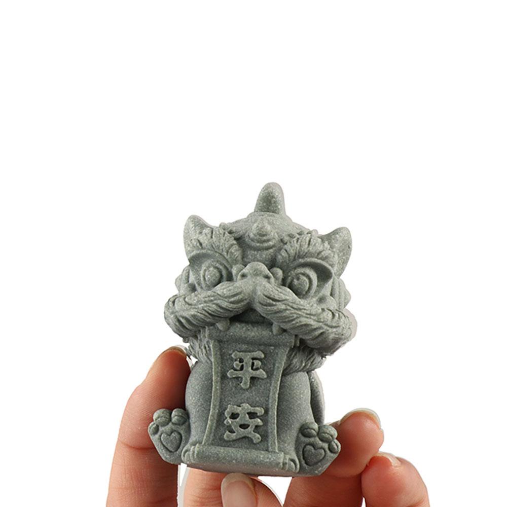 Artwork Awakening Lion Ornament 3D Lion Mascot Statue Cute Chinese Stone Lion Ornament Tea Pet