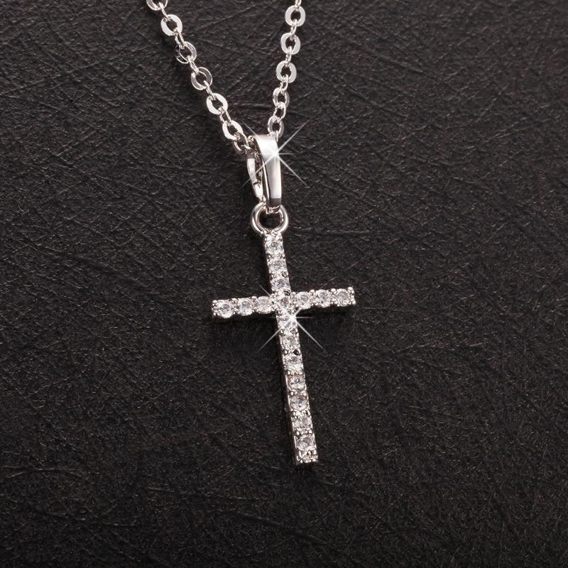 New Crystal Christian Jesus Cross Pendant Necklaces Women Fashion Gold Silver Color Clavicle Chain Necklace Collar Jewelry Gift