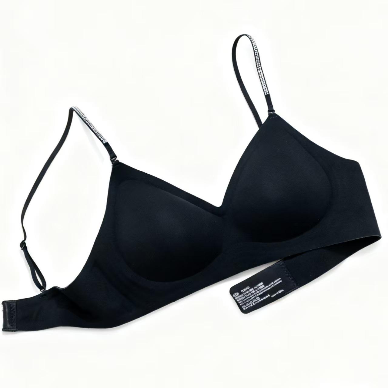 

Invisible Lightweight Multi-way Bra with Fixed Cup & Thin Straps XL (38/85) for 120-130 lbs