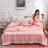 Modern Minimalist Polyester Cooling Blanket With Active Dyeing For Home Use