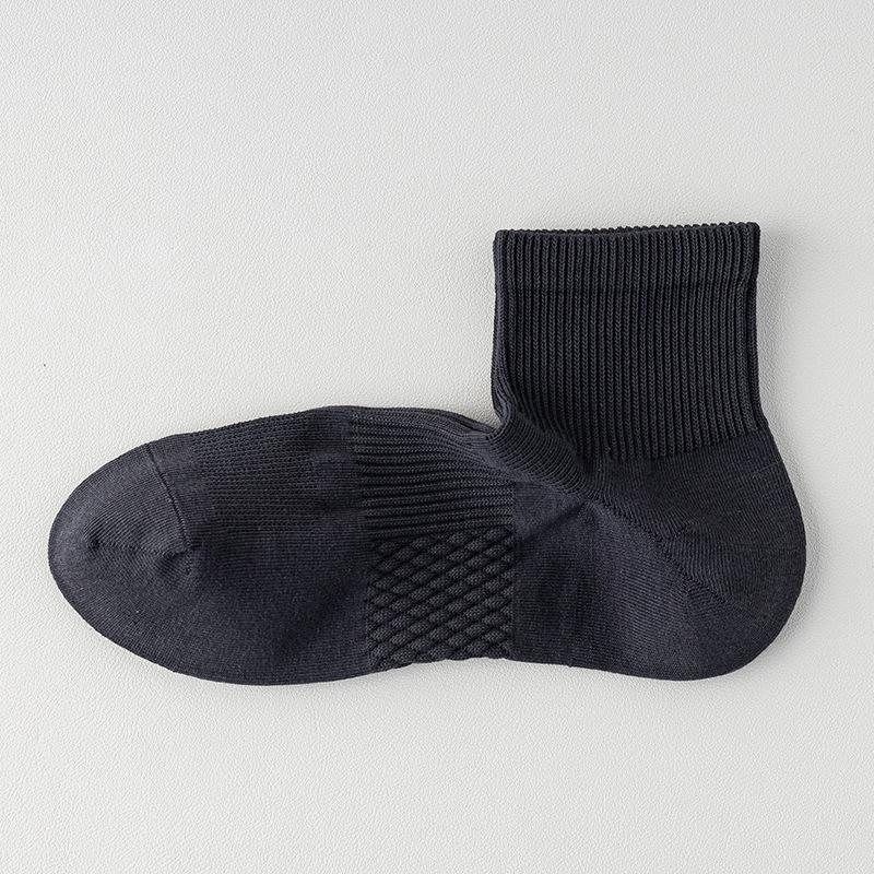 

Мужские летние тонкие хлопковые сетчатые влагоотводящие бесшовные спортивные носки-лодочки 1 pair