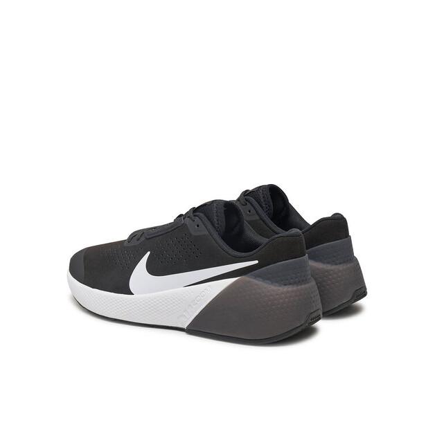 Nike MC Trainer 3 Sneakers