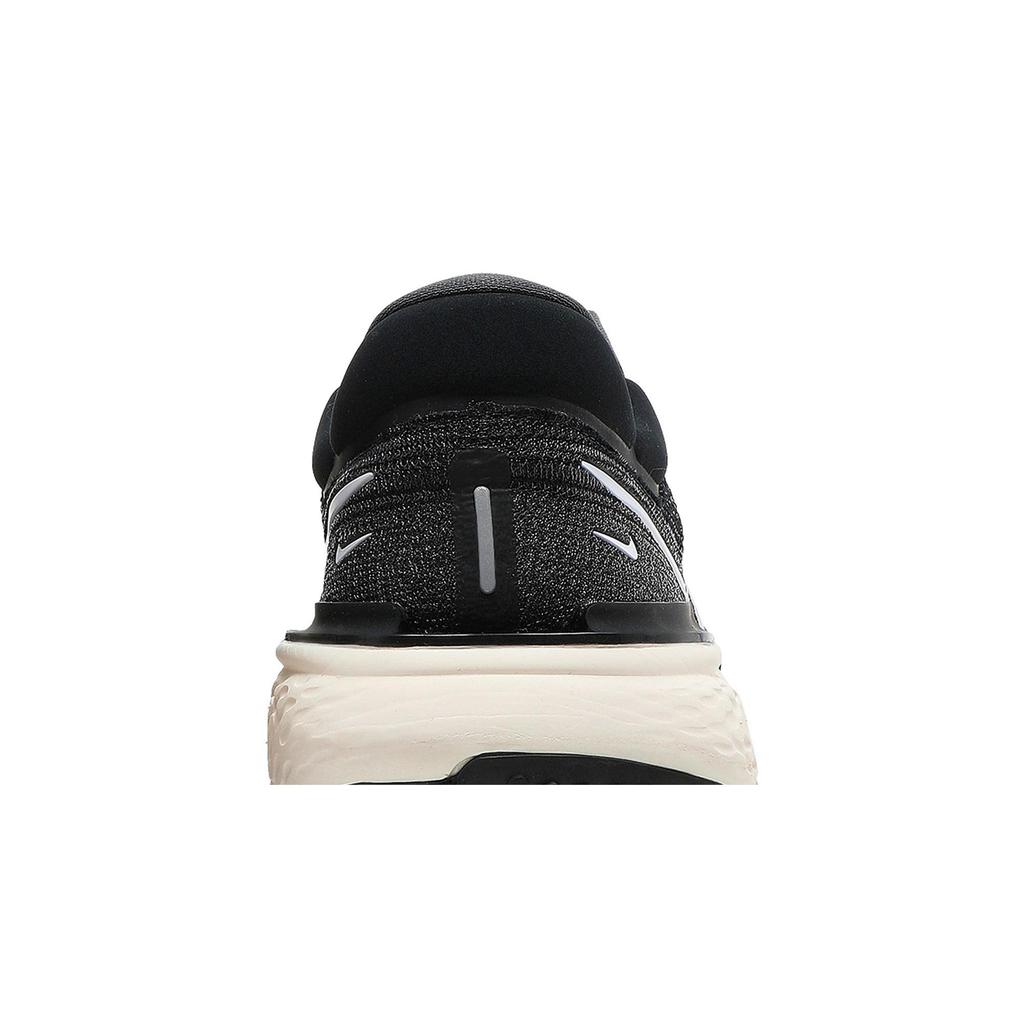Nike ZoomX Invincible Run Flyknit 'Black White' (Unisex) Black / Iron Grey / Volt / White Running Shoes CT2228 001