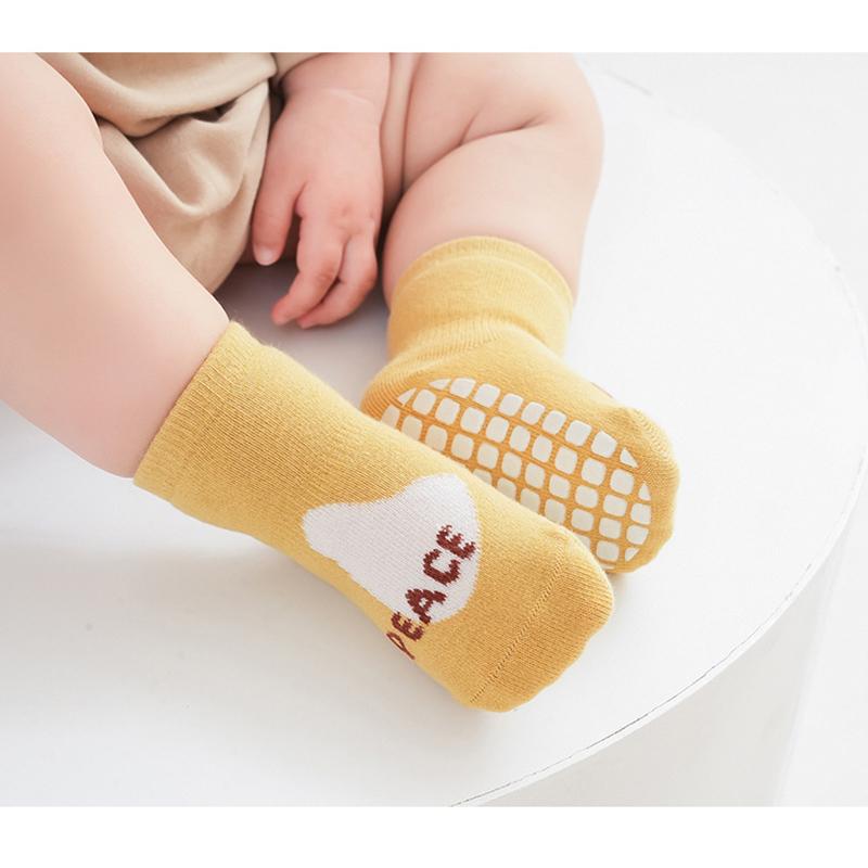 New Winter Autumn Anti Slip Baby Socks Cute Cartoon Animal Print Toddler Kids Floor Sock Rubber Soles Cotton Baby Boy Girl Socks