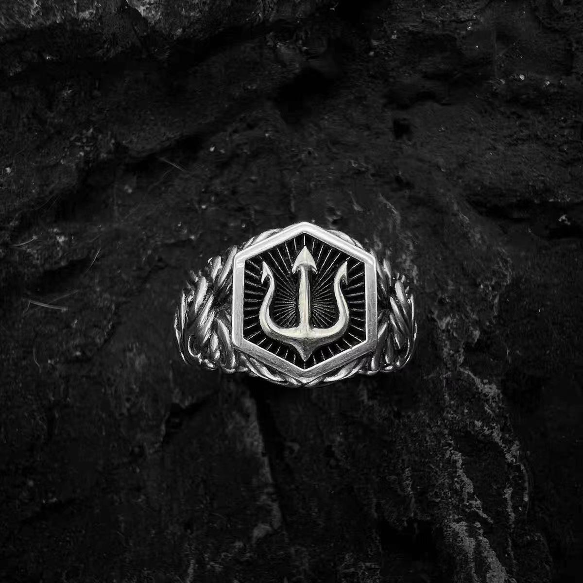 Retro Poseidon Trident Ring: Adjustable Men s Neptune Battle Style
