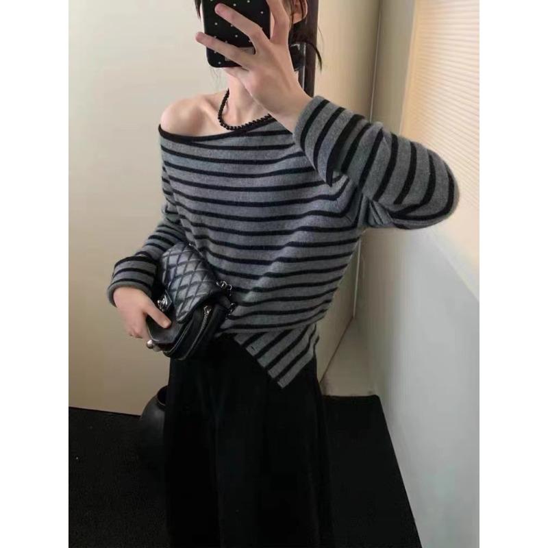 Blended Striped One-neck Knitted Sweater Women's Autumn New Fashionable Pullover Sweater Slim-fit High-end Top