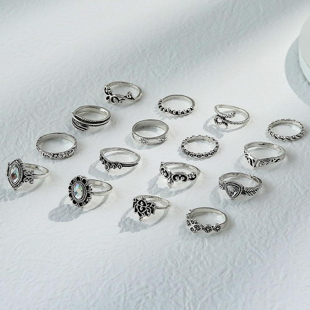 Europe and The United States New Ring Retro Exaggerated Hollow Carved Snake-shaped Feather Gem 16-piece Combination Ring Foreign Trade