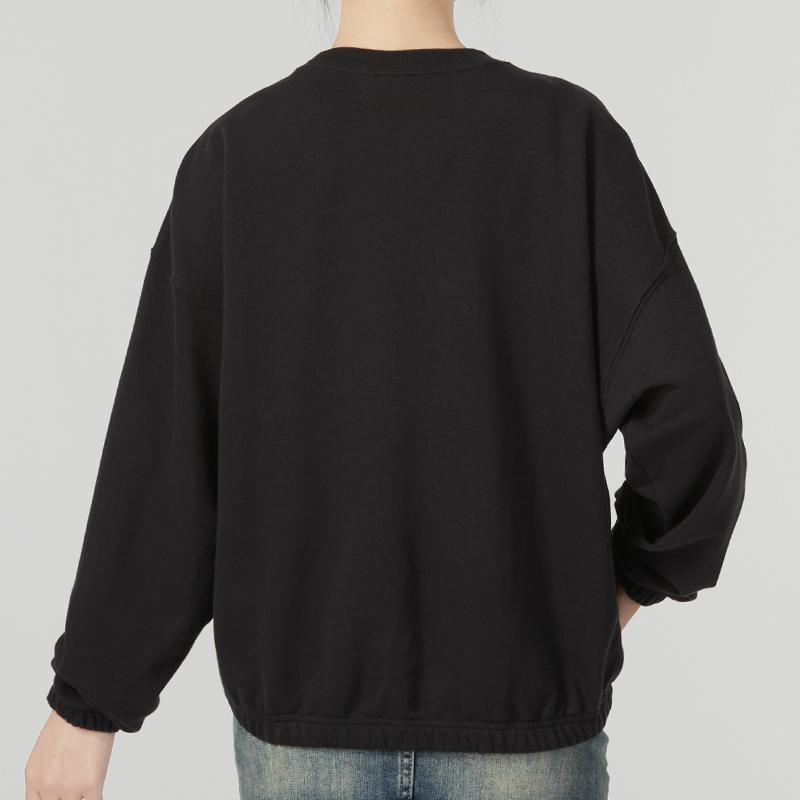 PUMA Sweatshirts Women's Black Crew Neck Moderate Regular 623455-01