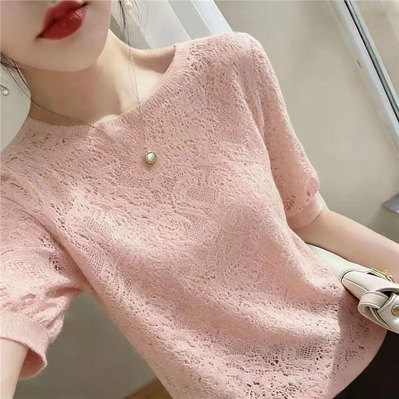 A five-quarter-sleeved T-shirt for women's summer, a new lace bottoming shirt, a foreign-style jacquard, and a thin knit.